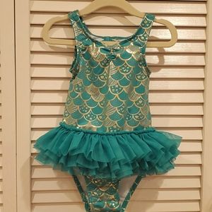 Cat & Jack toddler girl swimsuit